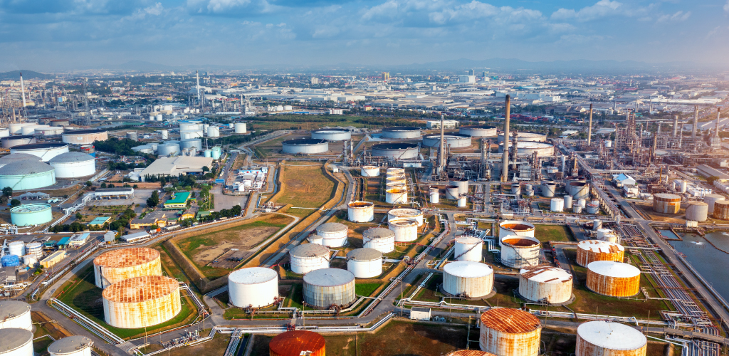 What are the basic components of filter cartridges?